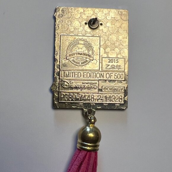 disney shellie may lunar new year pin 2015 – hkdl le 500 (duffy & friends) - Picture 2 of 2